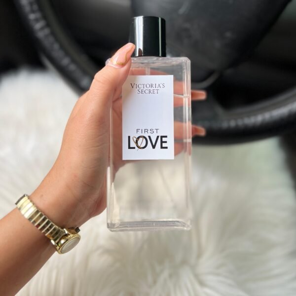 LOCION VS VIP - FIRST LOVE