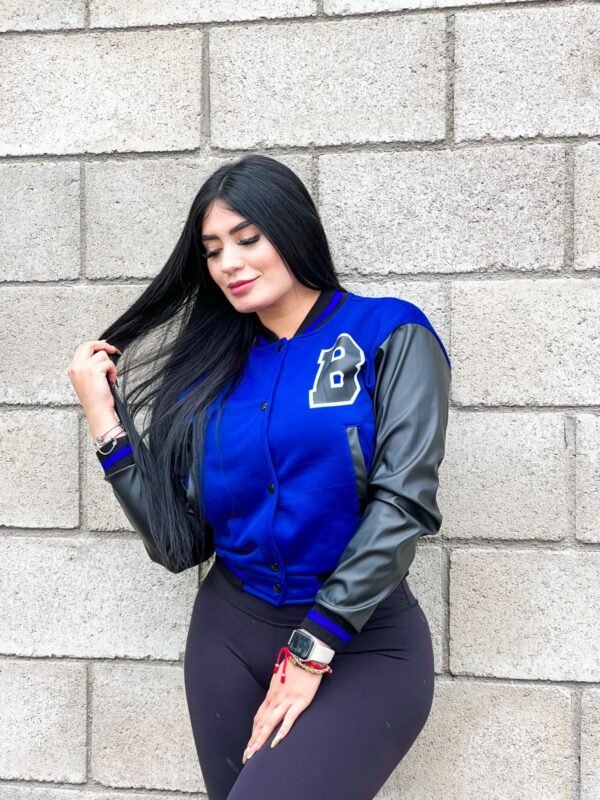 CHAMARRA UNIVERSITARIA 💘 - Image 2