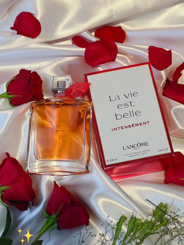 PERFUME DAMA LA VIE EST BELLE INTENSEMENT