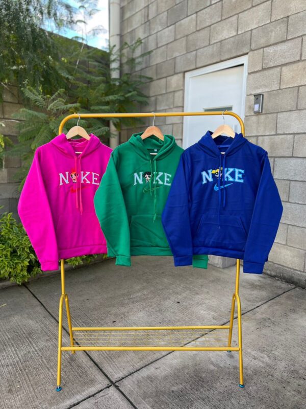 TRIO DE SUDADERAS PARA AMIGAS, LAS CHICAS SUPER PODEROSAS 🌈 - Image 2