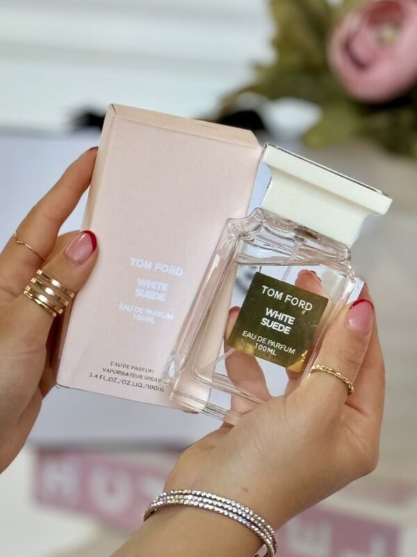 PERFUME DAMA - WHITE SUEDE