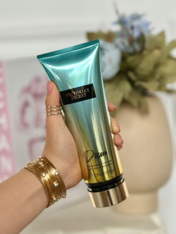 CREMA VS DREAM
