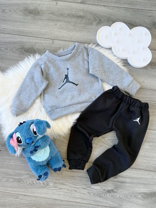 CONJUNTO DEPORTIVO JORDAN INFANTIL - Image 4