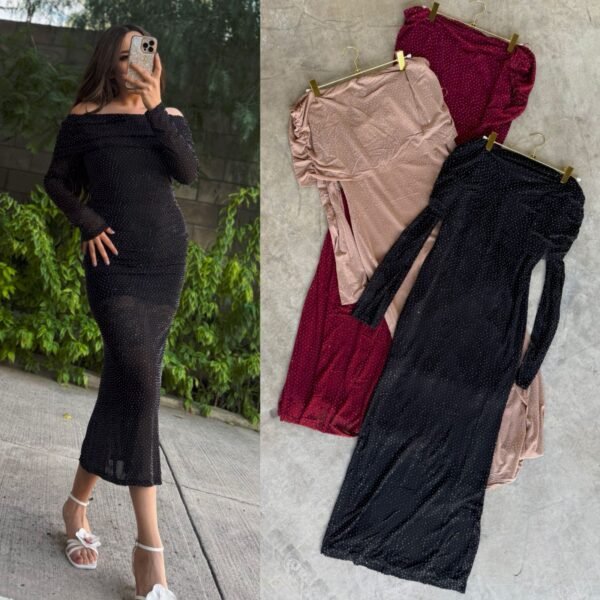 VESTIDO CON PEDRERÍA