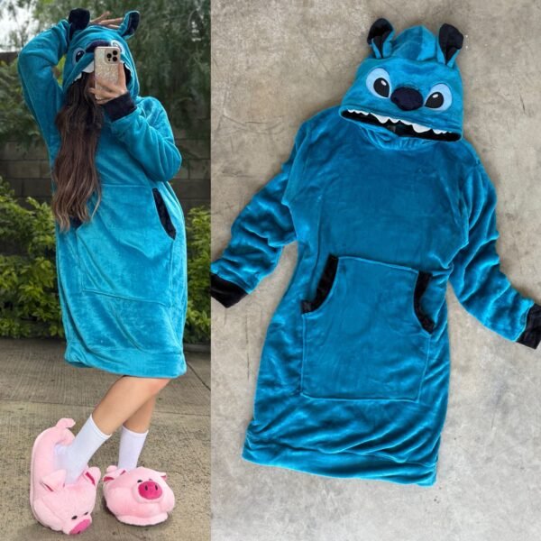 MAXISUDADERA STITCH AZUL CON NEGRO