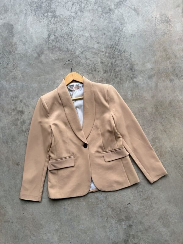 BLAZER CON BOTON NEGRO - Image 10