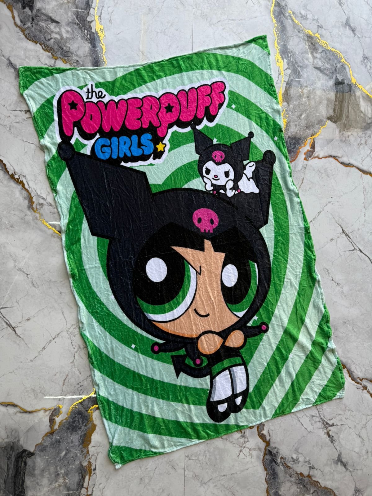 FRAZADA KUR. + BELL.