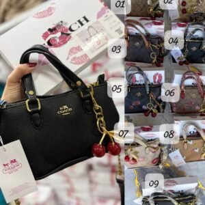 BOLSA MINI CON ASAS/LLAVERO