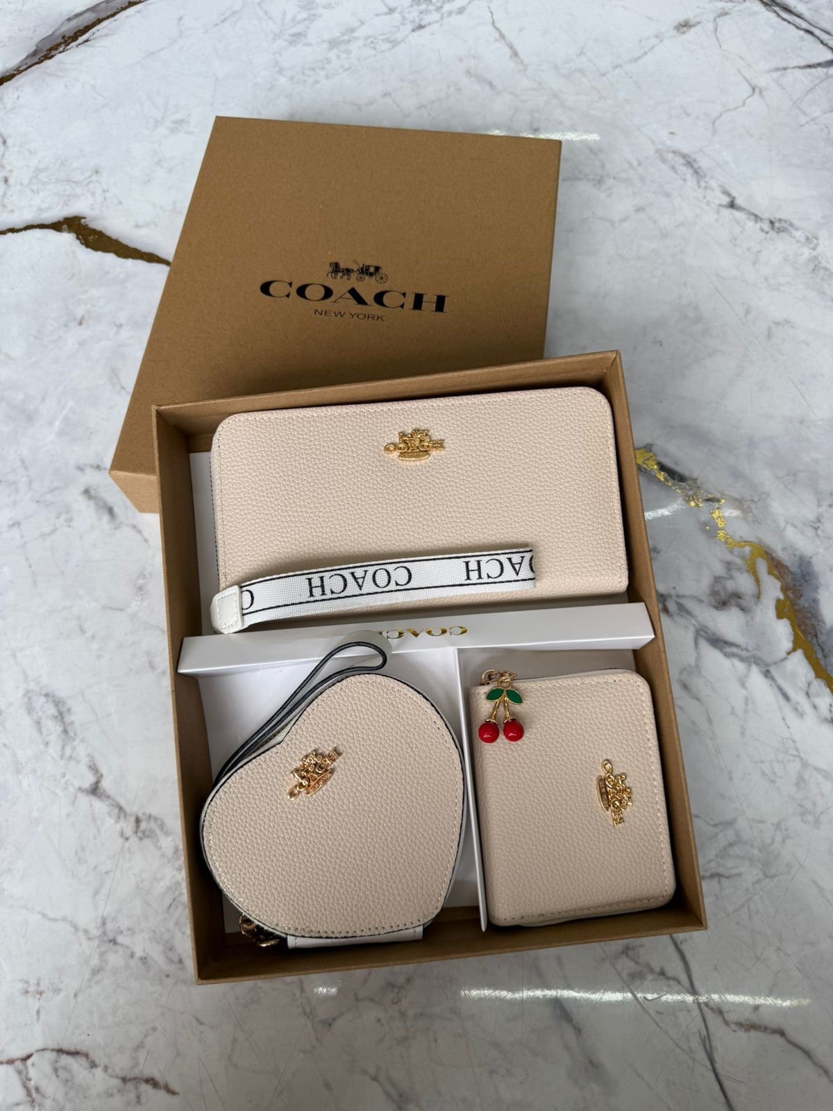 KIT CARTERA+MUÑEQUERA+MONEDERO QB 123 - Image 9