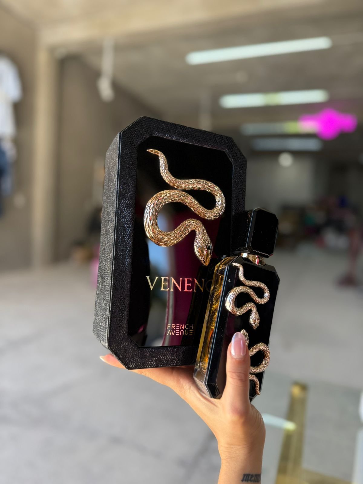 PERFUME ARABE DAMA VENNENO BLACK - Image 6