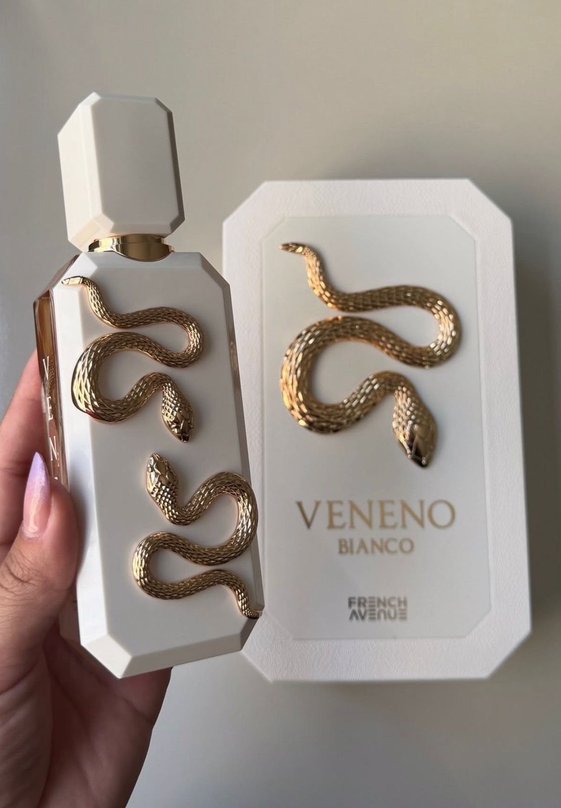 PERFUME ARABE DAMA VENNENO WHITE - Image 4
