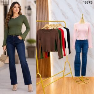 BLUSA DE TEJIDOCON ENCAJE 8875