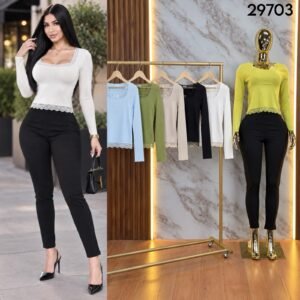 BLUSA DE TEJIDO CON ENCAJE 9703